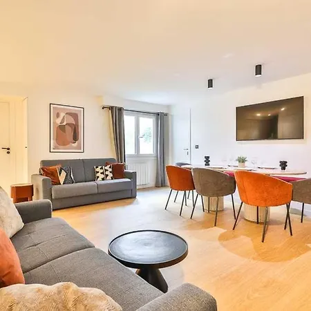 Comfort & Design For 10p - Center