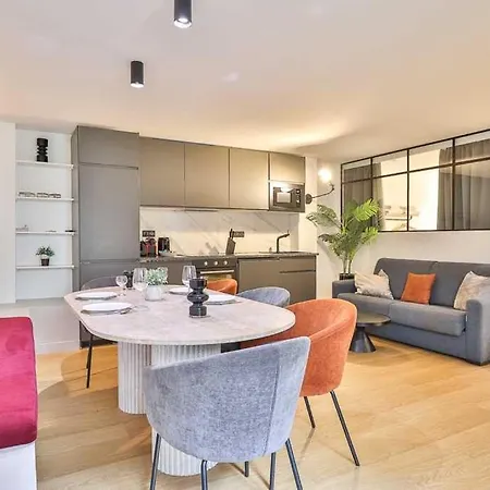 Comfort & Design For 10p - Center Appartement *