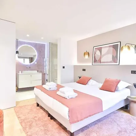 Comfort & Design For 10p - Center Apartment