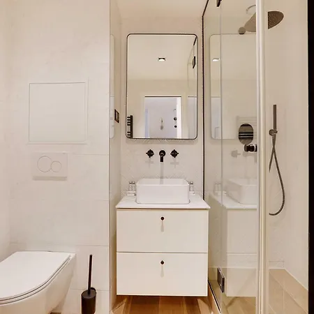 Apartment Comfort & Design For 10p - Center