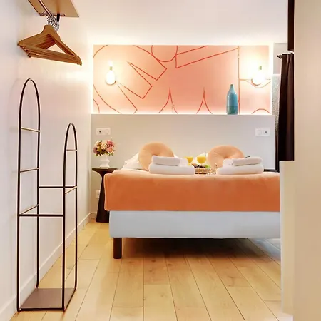 Comfort & Design For 10p - Center *